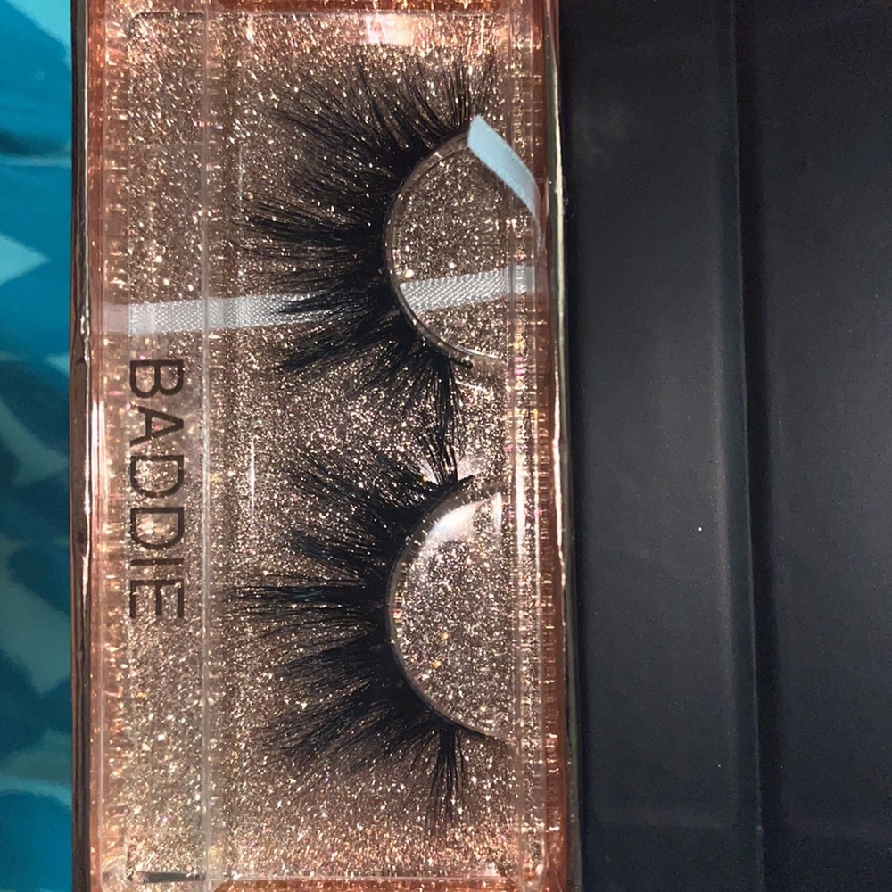 Lashes